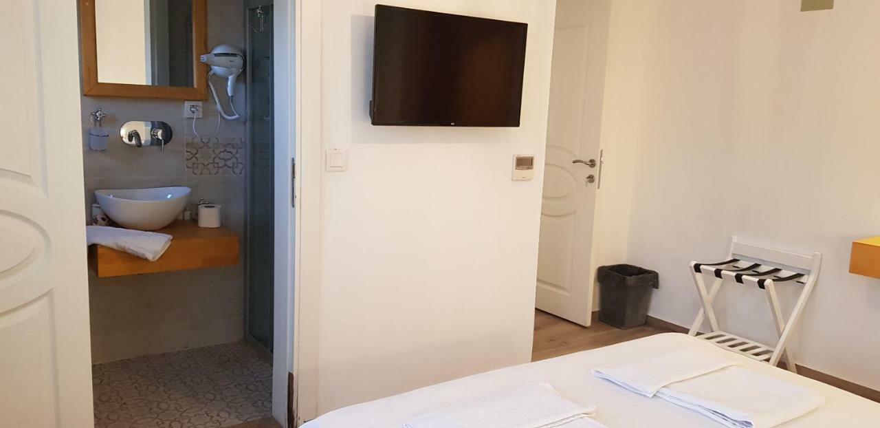 Adadayiz Otel Бозджаада Экстерьер фото